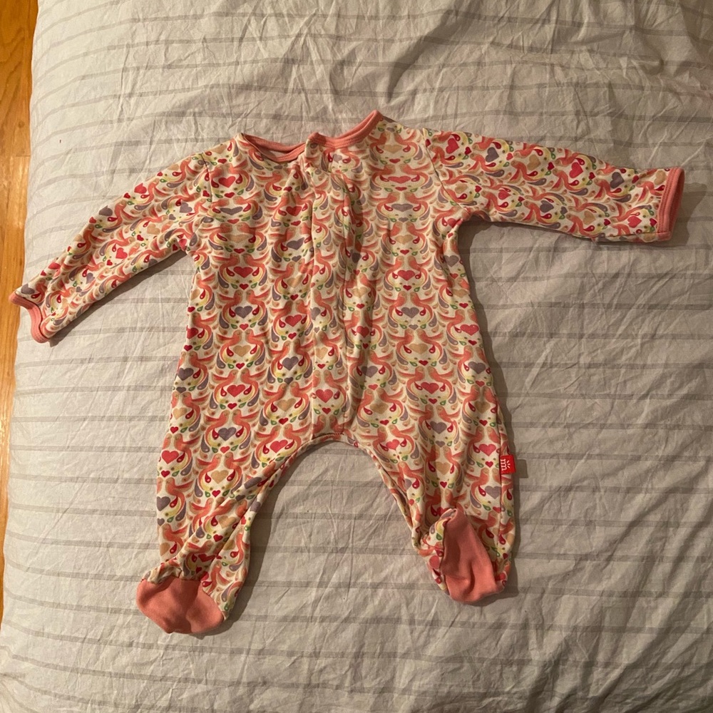 Magnetic me baby onesie 0-3 mo